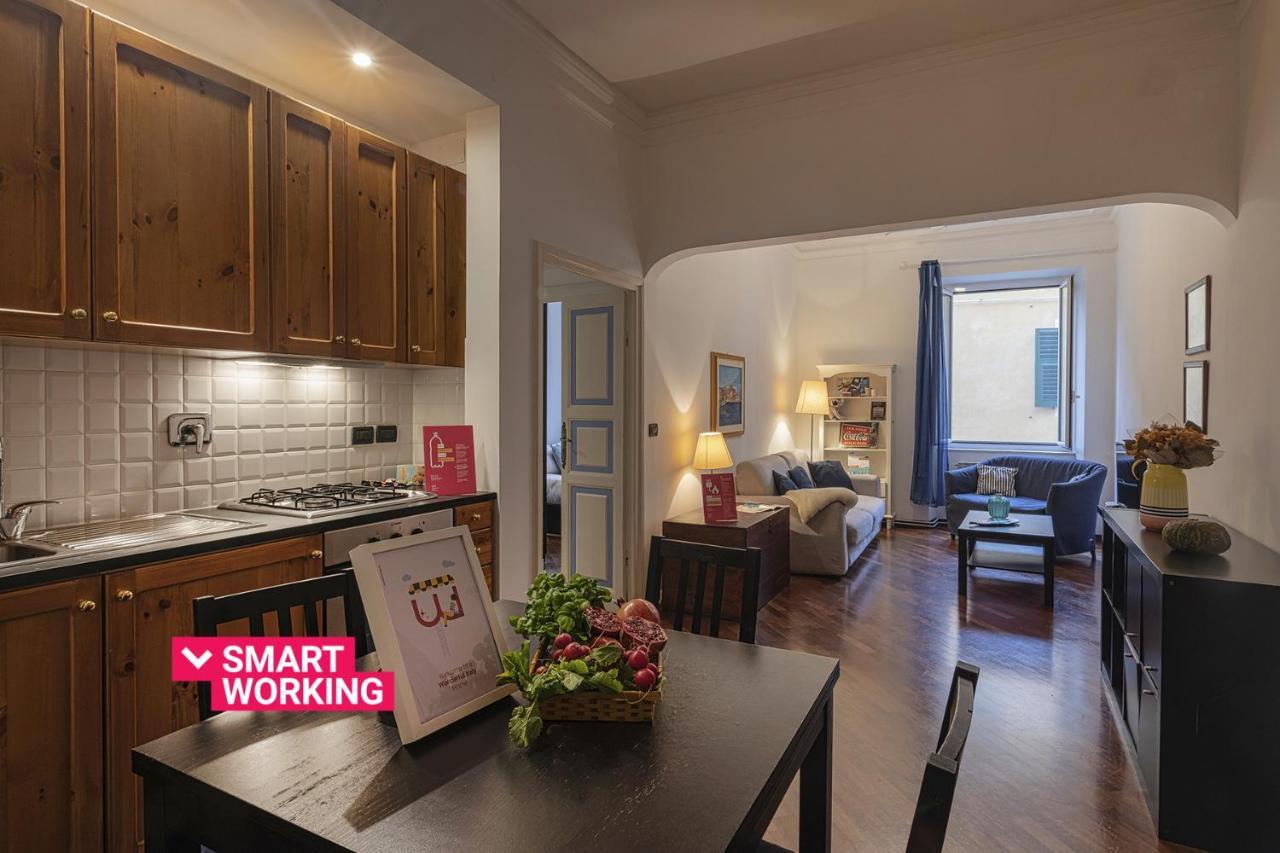 Santa Chiara Apartment By Wonderful Italy جنوة المظهر الخارجي الصورة