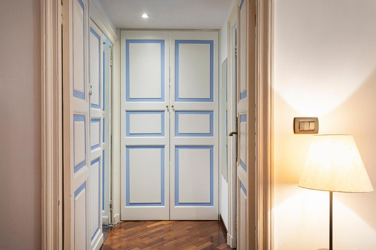 Santa Chiara Apartment By Wonderful Italy جنوة المظهر الخارجي الصورة